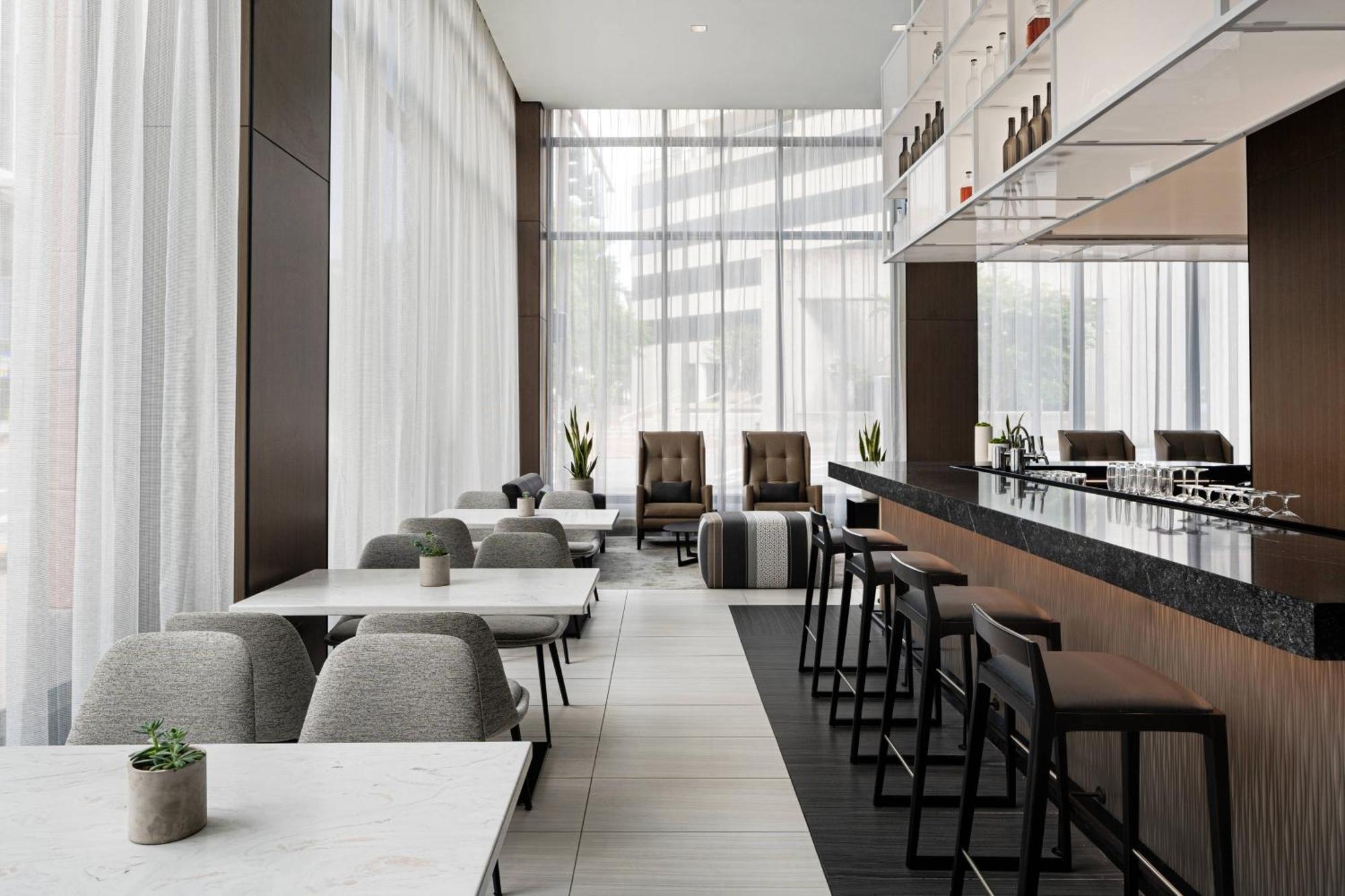 Ac Hotel By Marriott Little Rock Downtown Экстерьер фото